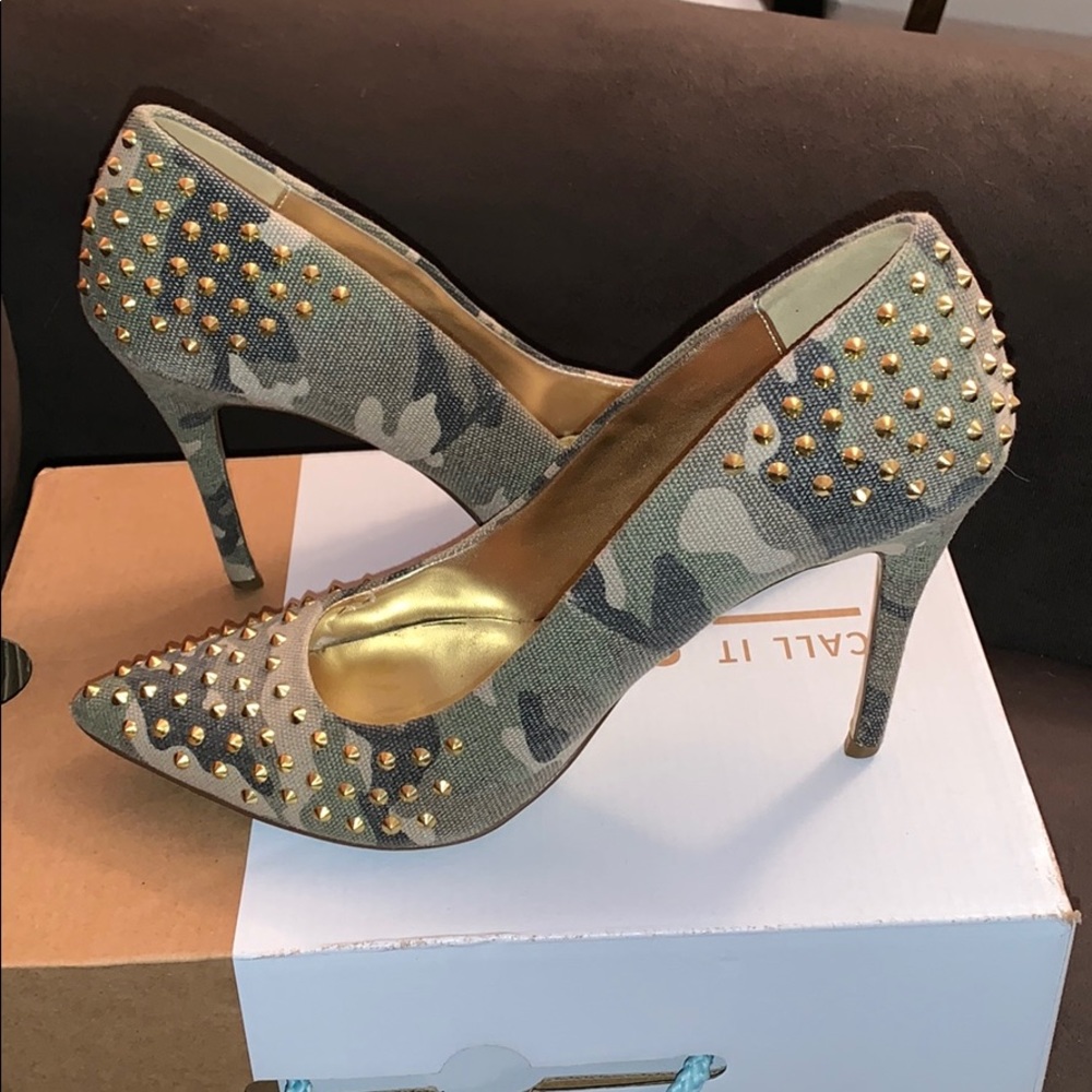 Cute pump (camouflage/rhinestones)